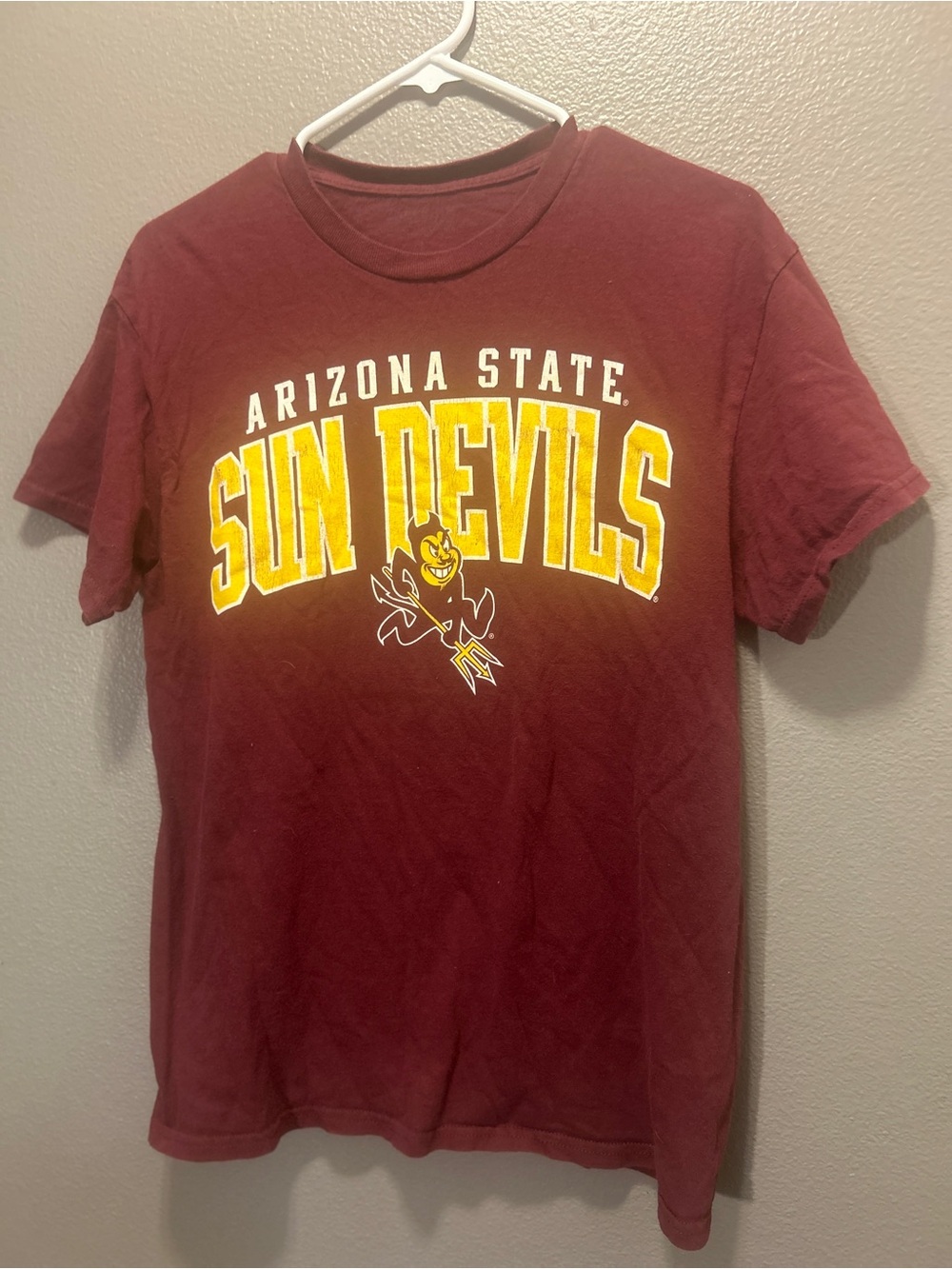 ASU Sun Devils T-Shirt Medium Maroon Arizona State University Sparky Tee Short